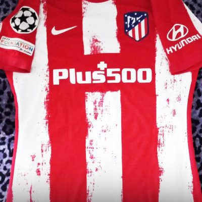 ¡La camiseta del Atlético de Madrid entregada por Rodrigo De Paul!