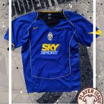 JUVENTUS 2004: Player Issue Paolo Montero con firma