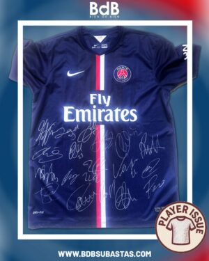 PSG: Camiseta firmada por el plantel 2014