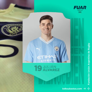 Julián Álvarez: la camiseta del City, firmada