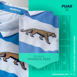 Camiseta oficial de Los Pumas firmada por el equipo mudialista