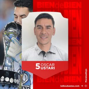 #MarateaRojo Camiseta de Oscar Ustari Pachuca Club de Fútbol MX