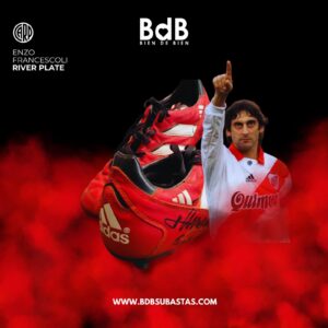 Botines adidas firmados por Enzo Francescoli