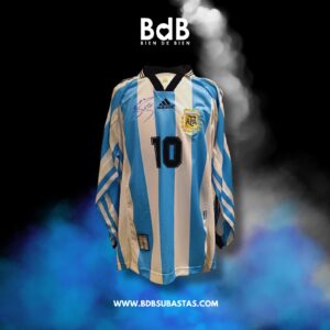 Camiseta de Argentina firmada por Diego Maradona