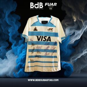 Camiseta de Pumas 7S firmada por todo el plantel