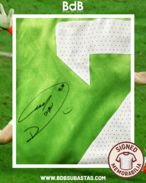 Dibu Martínez Argentina 2022: Signed memorabilia (Subasta en dólares)