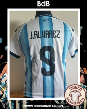 Argentina signed shirt: Argentina firmada por Julián Álvarez